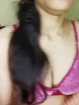 Snapshot of Fair-magic-woman chatting on 10/09/25, 10:19 Fair-magic-woman online show from 10/09/25, 10:19