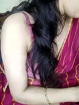 Snapshot of Fair-magic-woman chatting on 01/10/26, 10:03 Fair-magic-woman online show from 01/10/26, 10:03