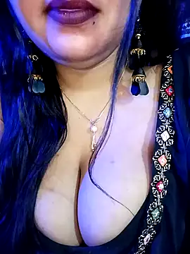 Snapshot of Suhanakhan00 chatting on 12/22/24, 04:48 Suhanakhan00 online show from 12/22/24, 04:48