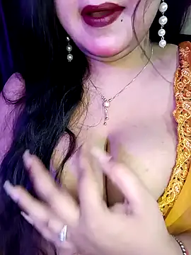 Snapshot of Suhanakhan00 chatting on 02/23/25, 04:24 Suhanakhan00 online show from 02/23/25, 04:24