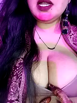 Snapshot of Suhanakhan00 chatting on 12/02/25, 05:13 Suhanakhan00 online show from 12/02/25, 05:13