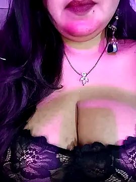 Snapshot of Suhanakhan00 chatting on 12/03/25, 06:21 Suhanakhan00 online show from 12/03/25, 06:21