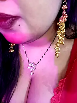 Suhanakhan00 online show from 02/07/26, 07:12