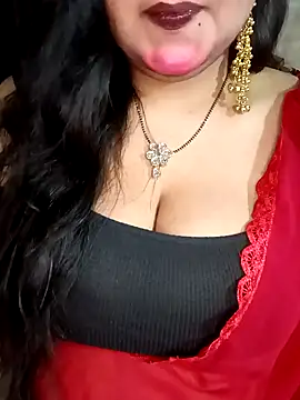 Suhanakhan00 online show from 02/12/26, 06:36