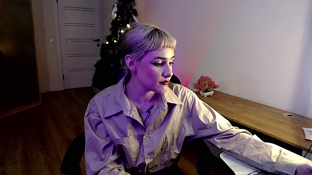 Princess Shy    online show from 02/13/25, 03:56