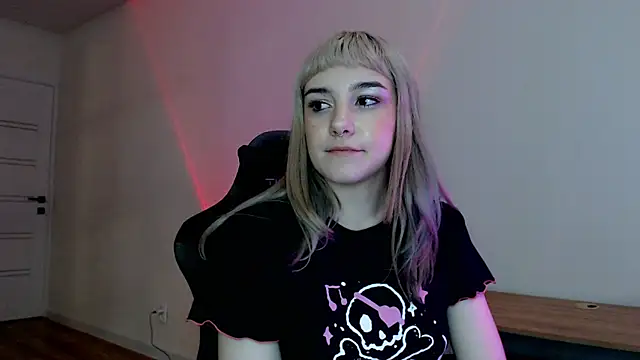 Princess Shy    online show from 02/21/25, 06:48