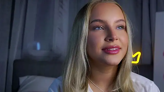 Snapshot of AftonConnett chatting on 12/16/25, 01:10 AftonConnett online show from 12/16/25, 01:10