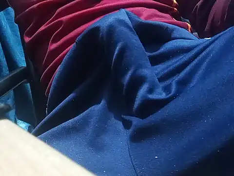 SALLY OMAR  online show from 04/03/26, 12:19