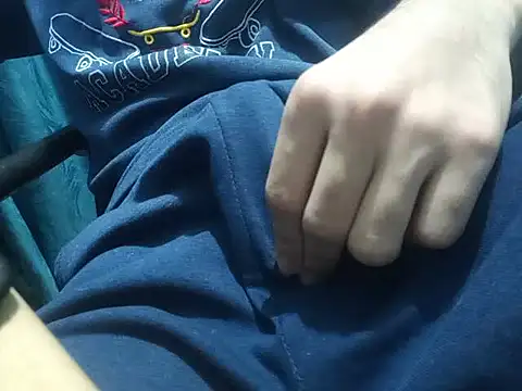 SALLY OMAR  online show from 04/12/26, 09:09