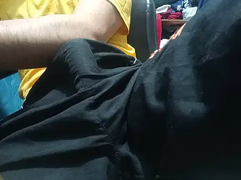 SALLY OMAR  online show from 04/19/26, 08:11