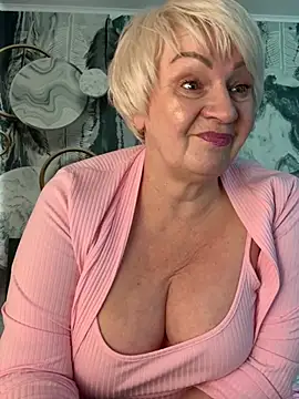 Laura Millf online show from 02/26/26, 11:42