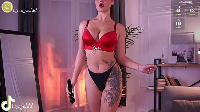 Snapshot of Liya_Gold_ chatting on 12/08/24, 02:19 Liya Gold online show from 12/08/24, 02:19