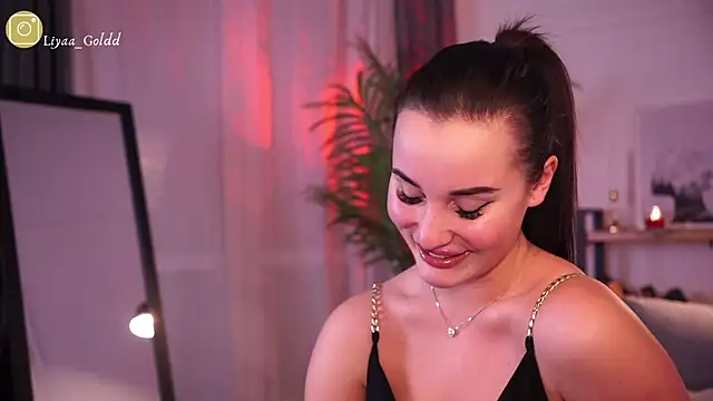 Snapshot of Liya_Gold_ chatting on 02/28/25, 09:33 Liya Gold online show from 02/28/25, 09:33