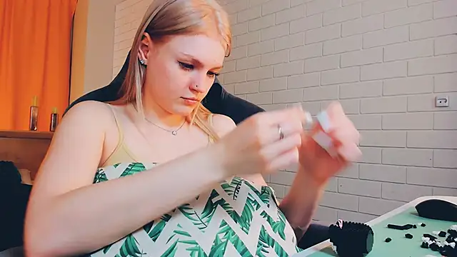 GraceGlamour online show from 01/11/25, 11:34