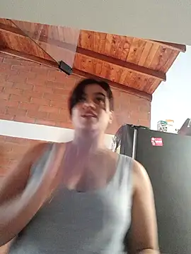 isabella aristi03 online show from 02/05/25, 04:36