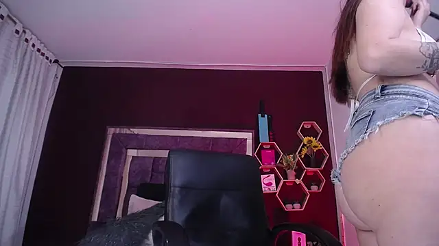 AnabelleGron online show from 11/06/25, 02:12