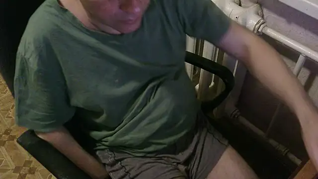 Snapshot of AlDON59 chatting on 03/13/25, 06:34 AlDON59 online show from 03/13/25, 06:34