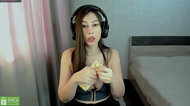 briannababy  online show from 02/07/26, 11:47