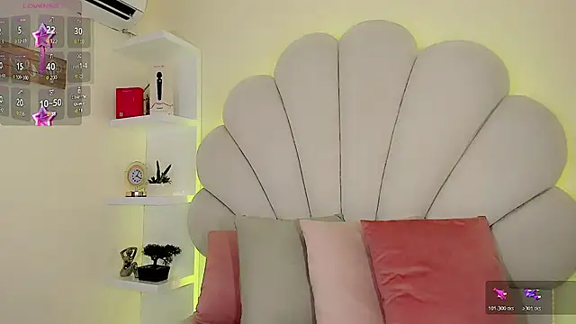Snapshot of CandyJoselyn chatting on 04/17/26, 01:25 CandyJoselyn online show from 04/17/26, 01:25