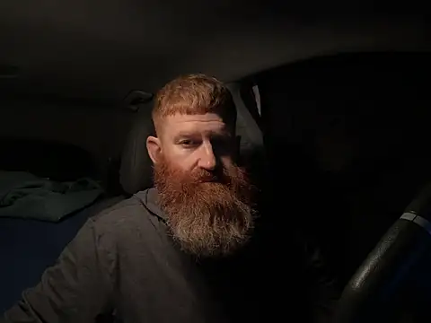 Snapshot of Redfurr69 chatting on 12/15/24, 03:45 Redfurr69 online show from 12/15/24, 03:45