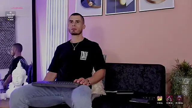 Snapshot of thomas_eliotts chatting on 02/18/26, 07:43 thomas eliotts online show from 02/18/26, 07:43