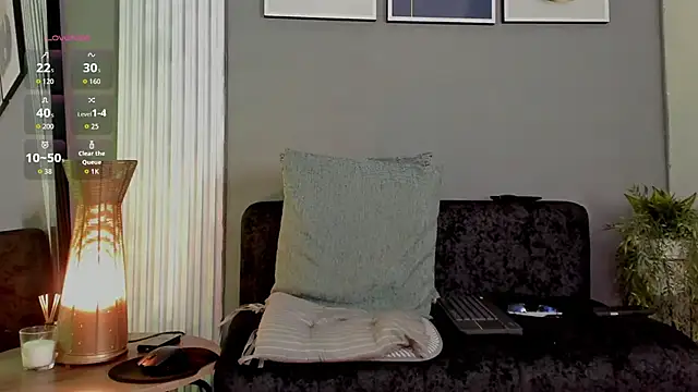 Snapshot of thomas_eliotts chatting on 07/01/26, 07:35 thomas eliotts online show from 07/01/26, 07:35