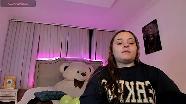 Valentina Se online show from 12/13/24, 09:02