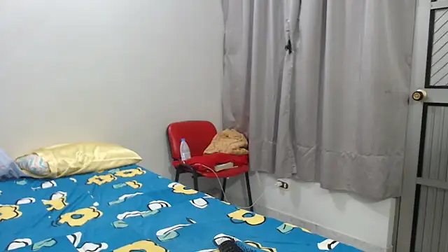 Snapshot of SaraStoneCute chatting on 02/26/26, 06:51 SaraStoneCute online show from 02/26/26, 06:51