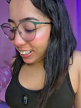 anni ross online show from 04/09/26, 07:52