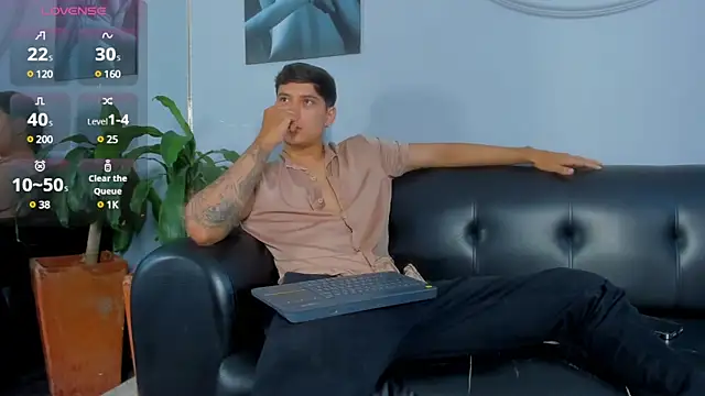 Damian23   online show from 02/17/25, 02:04