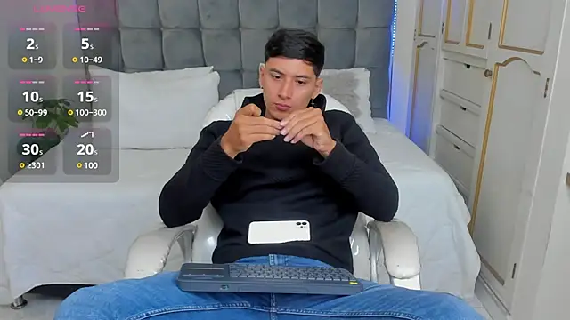 Damian23   online show from 03/11/25, 01:34