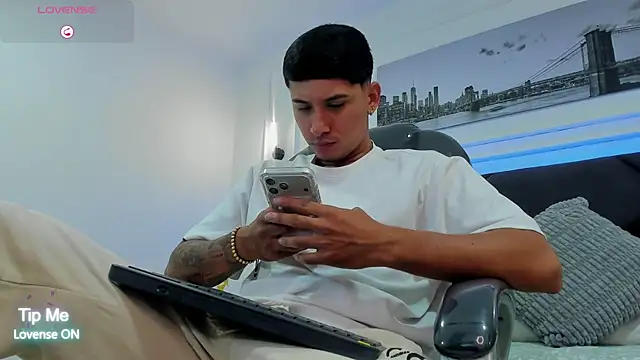 Damian23   online show from 01/14/26, 12:33