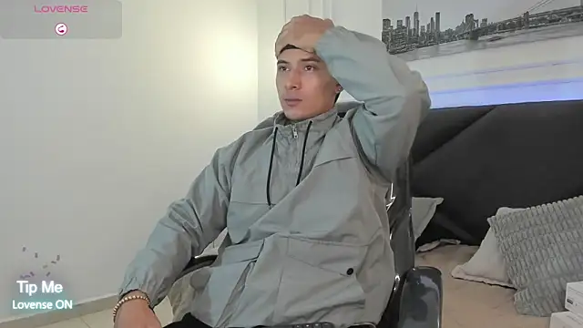 Damian23   online show from 02/10/26, 12:42