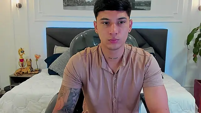 Damian23   online show from 02/16/26, 01:18