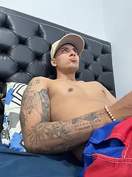 Damian23   online show from 03/11/26, 08:37