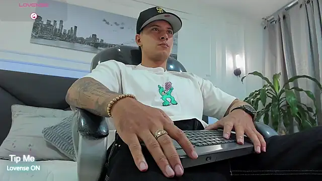 Damian23   online show from 03/14/26, 11:26