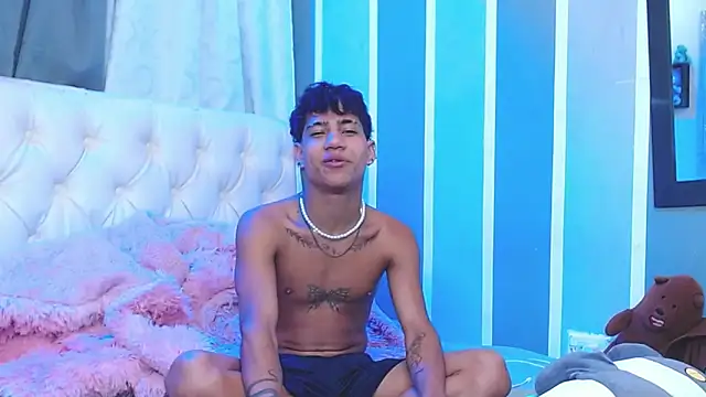 Sexys Boys Hot1 online show from 01/15/25, 11:19