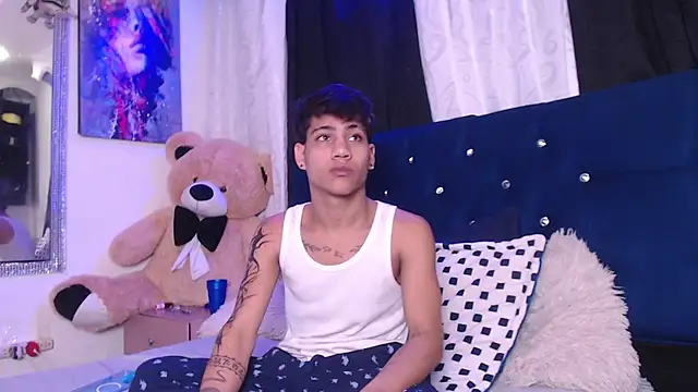 Sexys Boys Hot1 online show from 09/20/25, 01:17