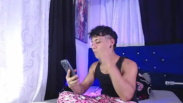 Sexys Boys Hot1 online show from 02/22/26, 01:40