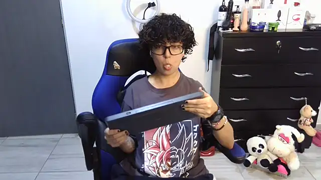 thomascooper7 online show from 09/10/25, 07:36