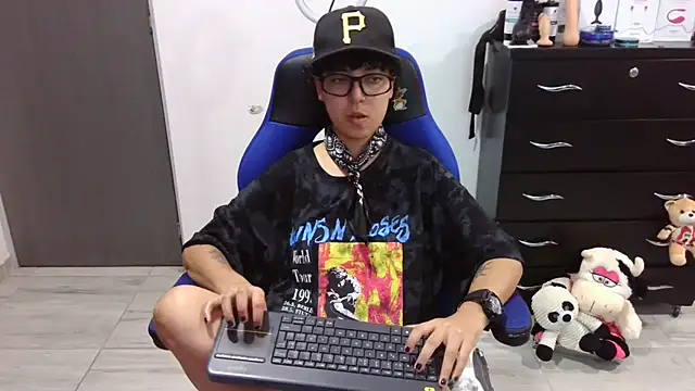 thomascooper7 online show from 01/09/26, 08:32