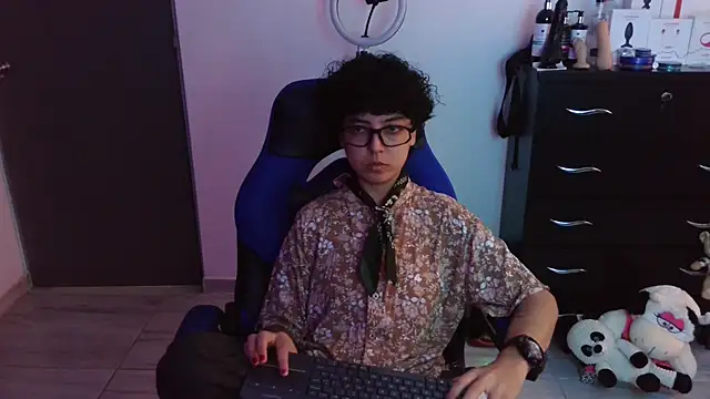 thomascooper7 online show from 02/19/26, 07:10