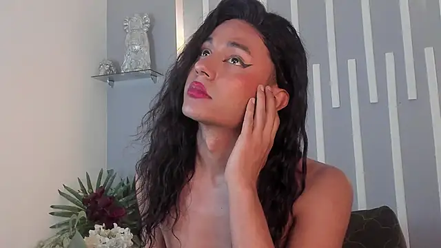Snapshot of Sabrina_Rosse__ chatting on 01/09/25, 09:37 Sabrina Rosse   online show from 01/09/25, 09:37