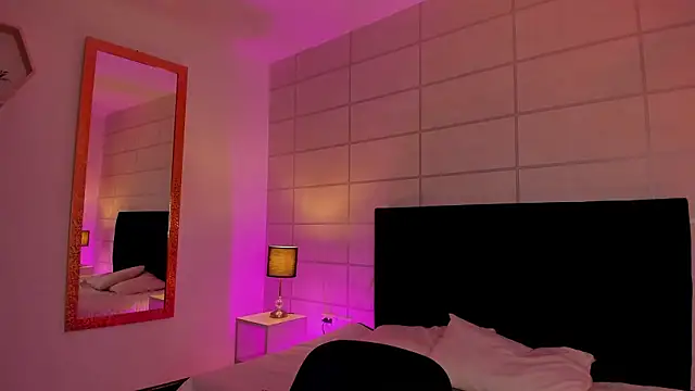 Christine Laam online show from 02/20/26, 12:38