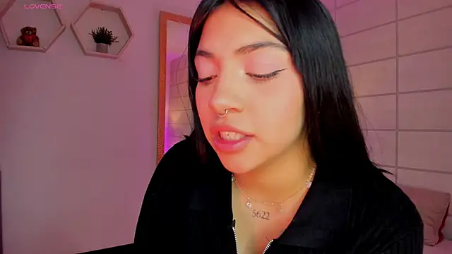 Christine Laam online show from 03/04/26, 12:11