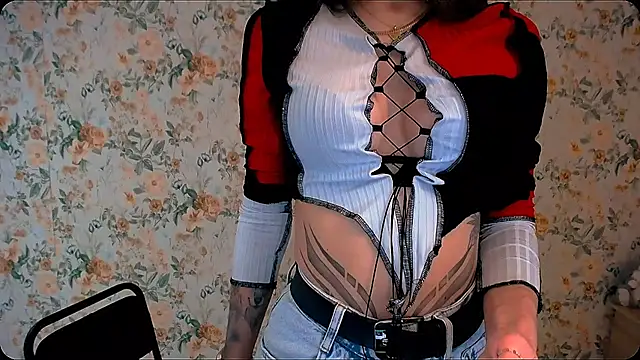 Snapshot of Asia_N_ chatting on 03/06/25, 10:52 Asia N online show from 03/06/25, 10:52