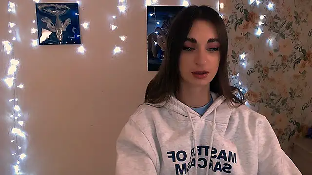 Snapshot of Asia_N_ chatting on 11/18/25, 09:36 Asia N online show from 11/18/25, 09:36