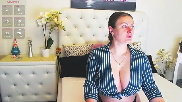 Ysabell01 online show from 04/09/26, 04:23