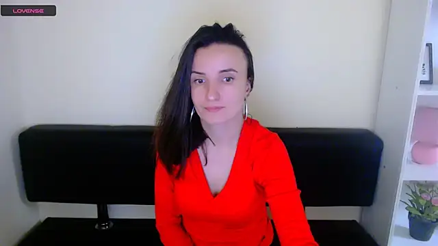 LaimaV  online show from 12/12/24, 06:31