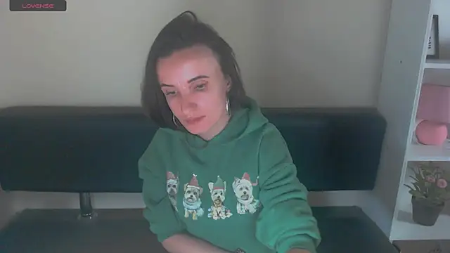 LaimaV  online show from 12/21/24, 04:46